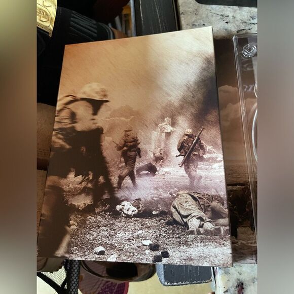 HBO Mini Series “The Pacific” 5 Discs in Collectible Metal Tin - Picture 12 of 16